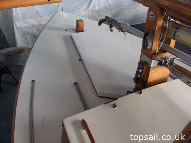1986 Easticks 28 River Cruiser