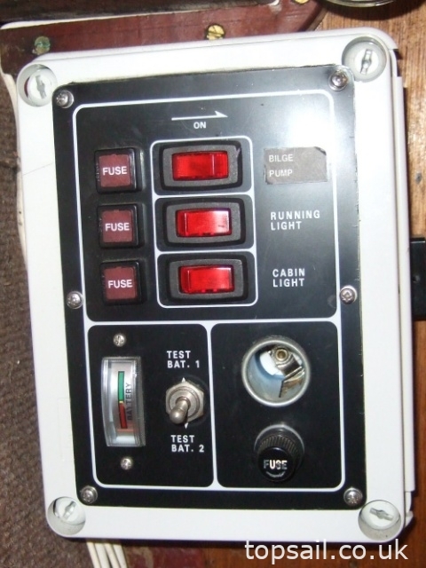 1986 Easticks 28 River Cruiser