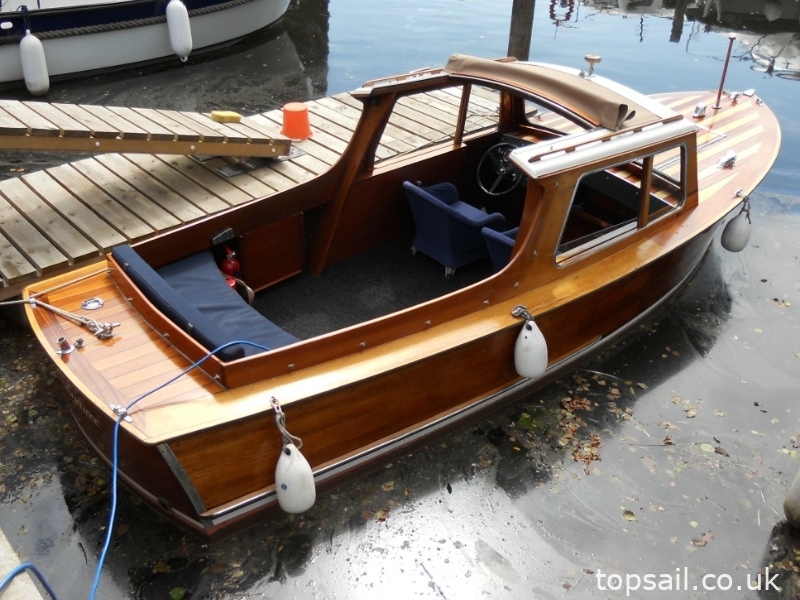1953 Powles Motor Launch/Day Boat