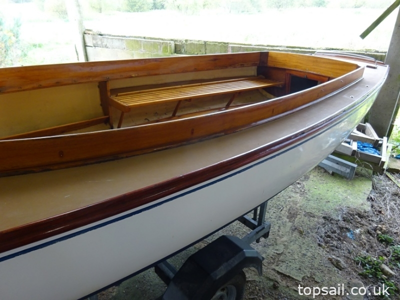 1990 GRP Lug Sail Half Decker & Trailer