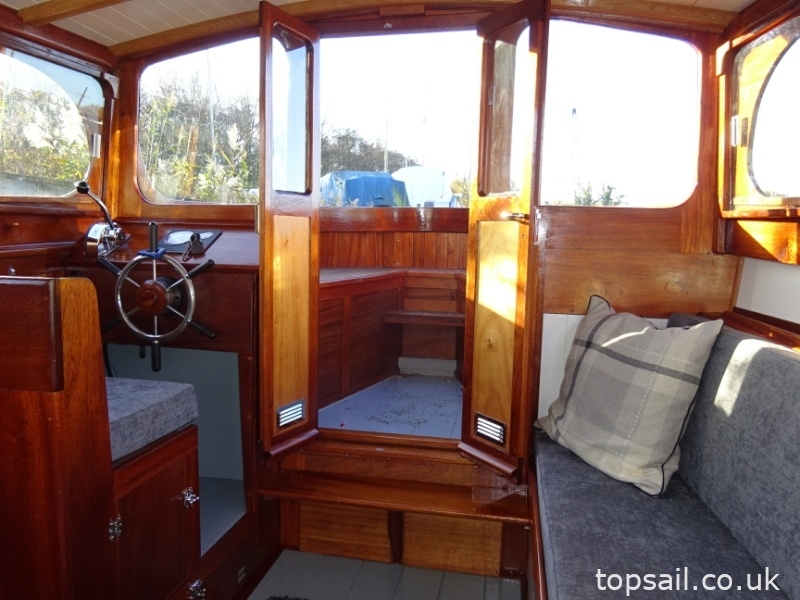 1965 Classic Broads Motor Cruiser