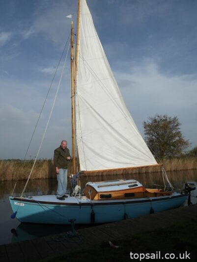 1950 Willow Wren Class River Cruiser