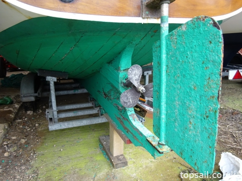 1900 Classic Edwardian Cabin Launch & Trailer
