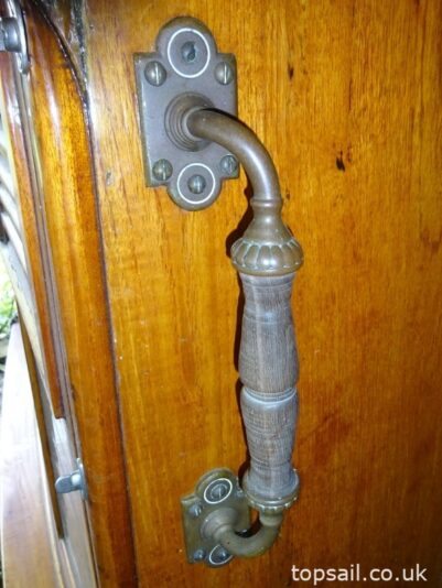 1900 Classic Edwardian Cabin Launch & Trailer