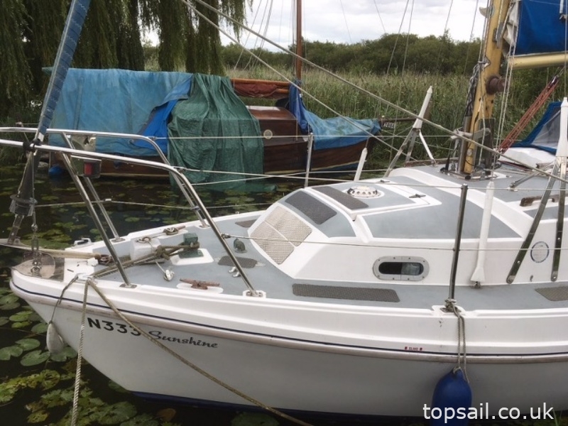 1980 Seamaster Sailer 23 (Trailer Available)