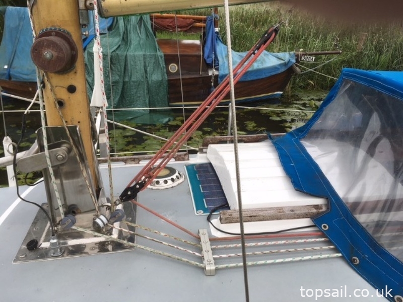 1980 Seamaster Sailer 23 (Trailer Available)