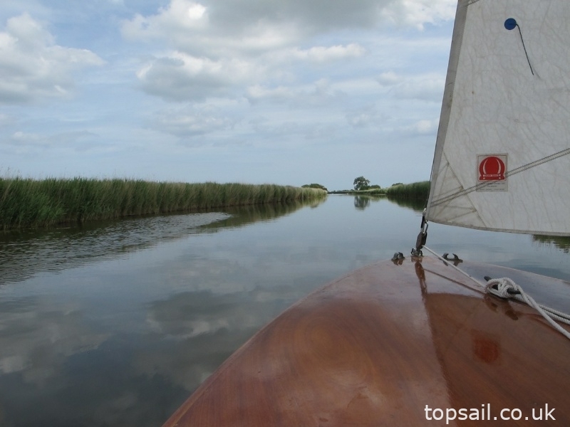 1972 Yachting World Dayboat (YWDB) & Trailer