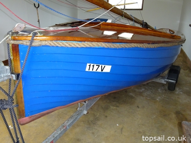 1972 Yachting World Dayboat (YWDB) & Trailer