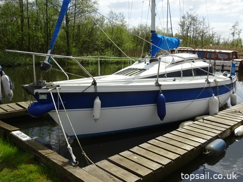 1986 Pegasus 700 (Bilge Keel)