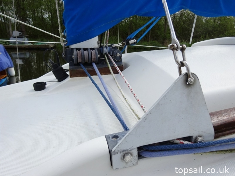 1986 Pegasus 700 (Bilge Keel)