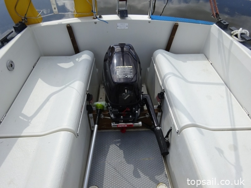 1986 Pegasus 700 (Bilge Keel)