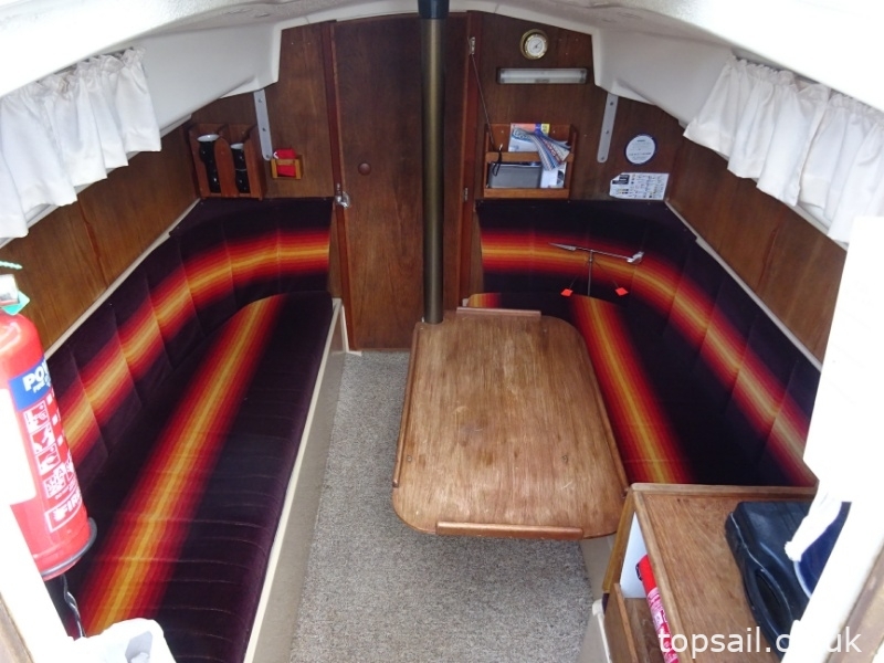 1986 Pegasus 700 (Bilge Keel)