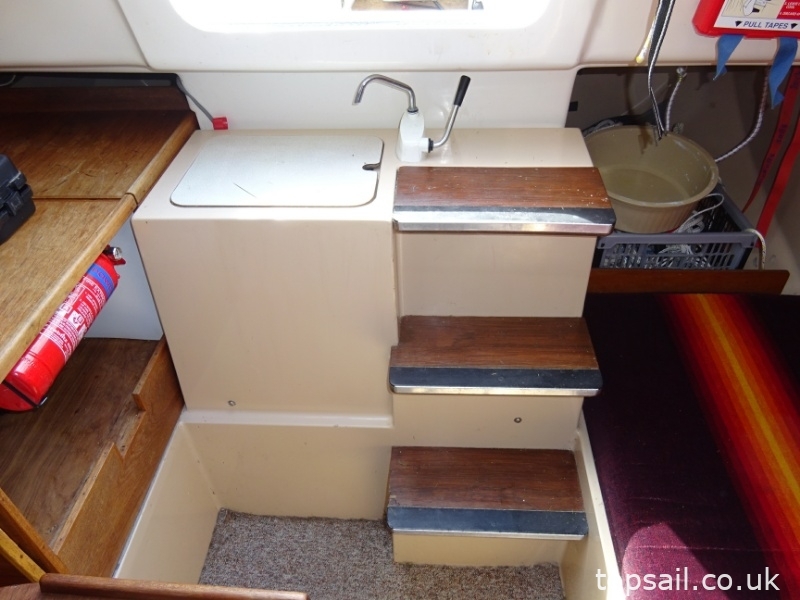 1986 Pegasus 700 (Bilge Keel)