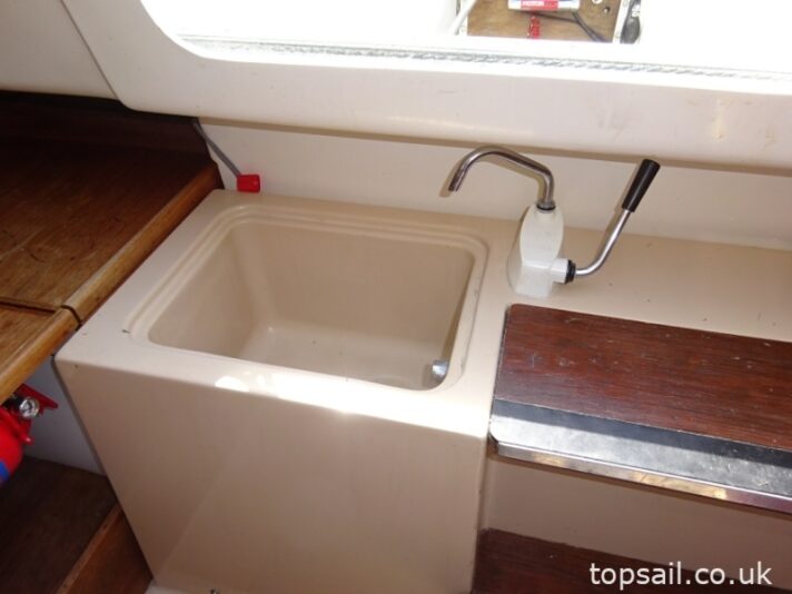 1986 Pegasus 700 (Bilge Keel)