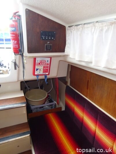 1986 Pegasus 700 (Bilge Keel)
