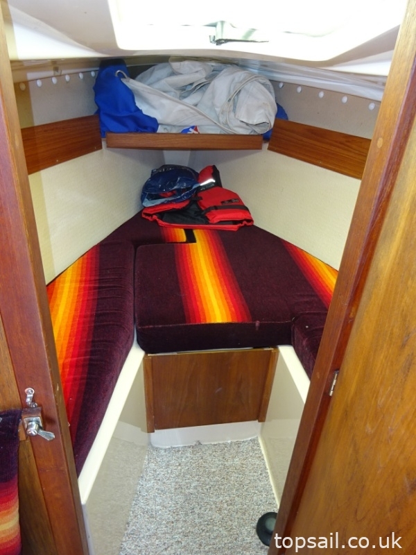 1986 Pegasus 700 (Bilge Keel)
