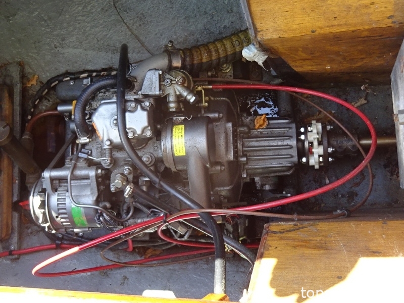 1980 Farrington 25 RCC (Trailer Available)