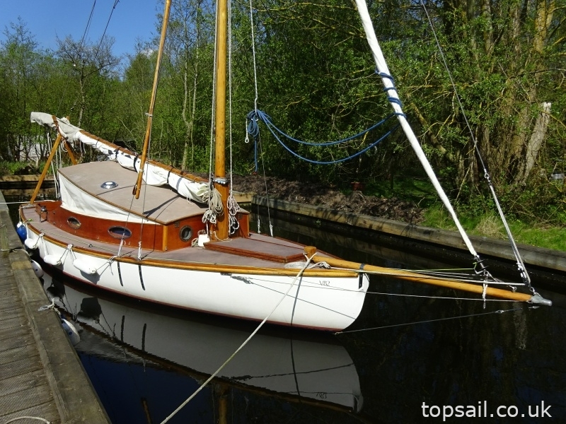 1980 Farrington 25 RCC (Trailer Available)