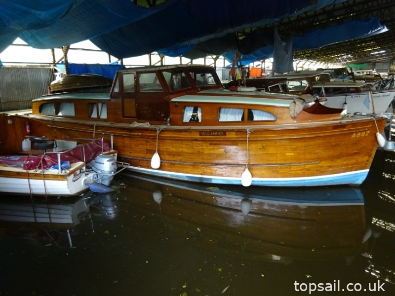 1957 Moore’s Centre Cockpit Broads Cruiser