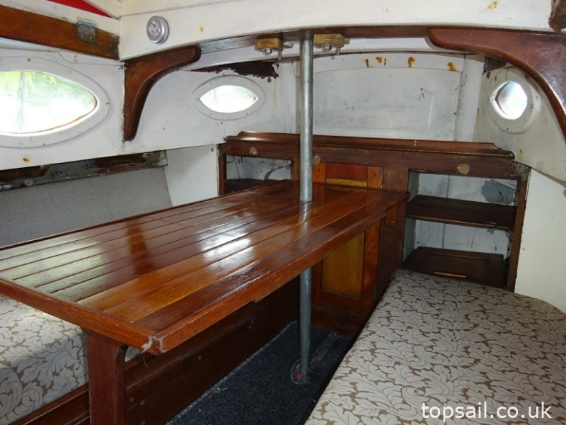 1935 Chumley & Hawke Brown Elf Class (Trailer Available)