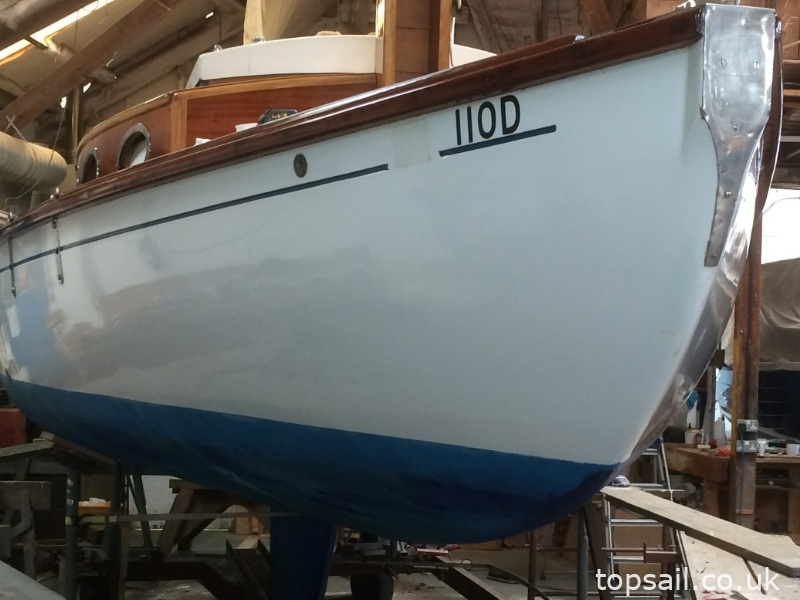 1997 Herbert Woods Elanco 28 River Cruiser (GRP Hull)