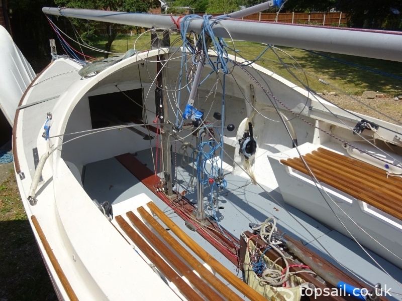 Yeoman Keelboat & Trailer