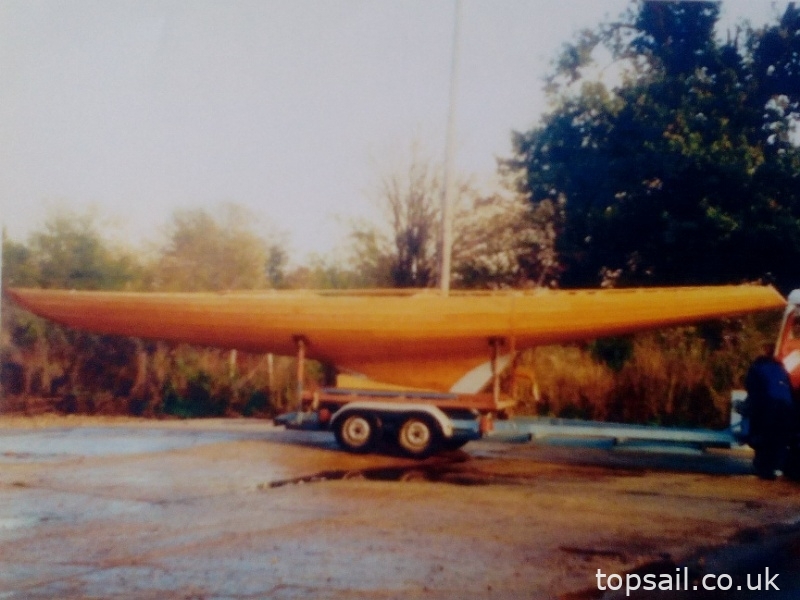2003 River Cruiser Class Yacht (Trailer Available)