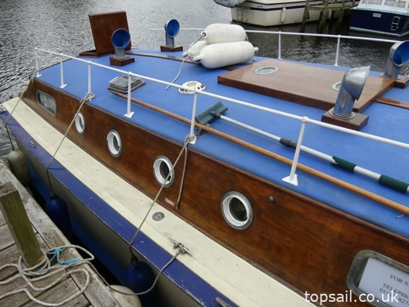 1958 Halmatic 30 Classic Gentleman’s Cabin Cruiser