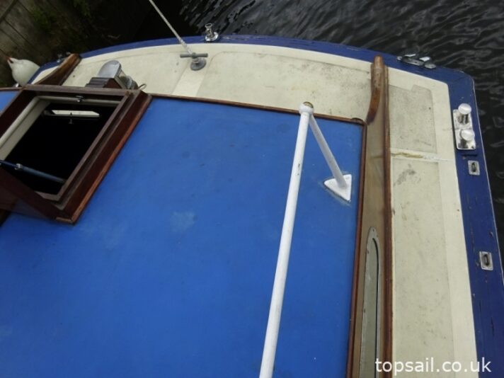 1958 Halmatic 30 Classic Gentleman’s Cabin Cruiser