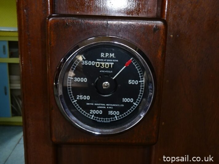 1958 Halmatic 30 Classic Gentleman’s Cabin Cruiser