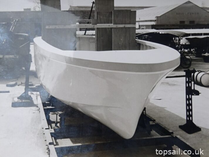 1958 Halmatic 30 Classic Gentleman’s Cabin Cruiser
