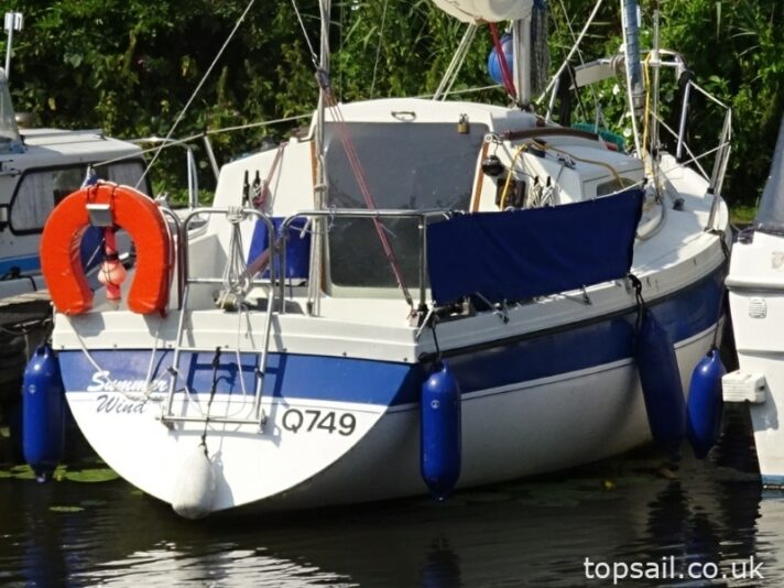 1988 Pegasus 700 (Shallow Fin Keel)