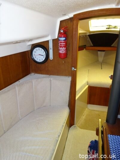 1988 Pegasus 700 (Shallow Fin Keel)