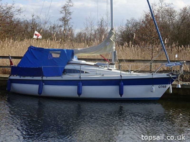 1988 Pegasus 700 (Shallow Fin Keel)