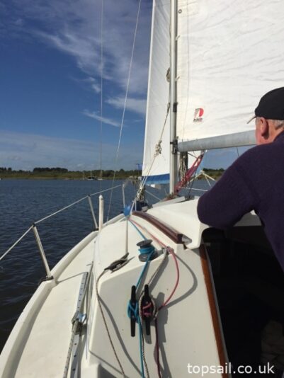 1988 Pegasus 700 (Shallow Fin Keel)