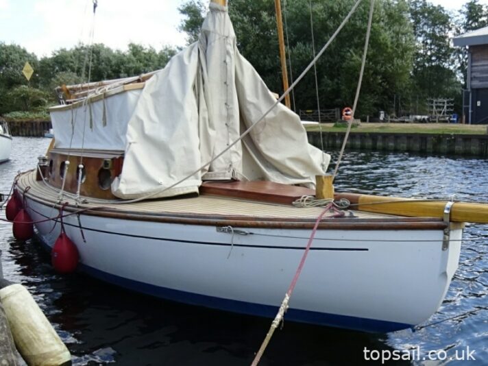 1995 Easticks 28 River Cruiser