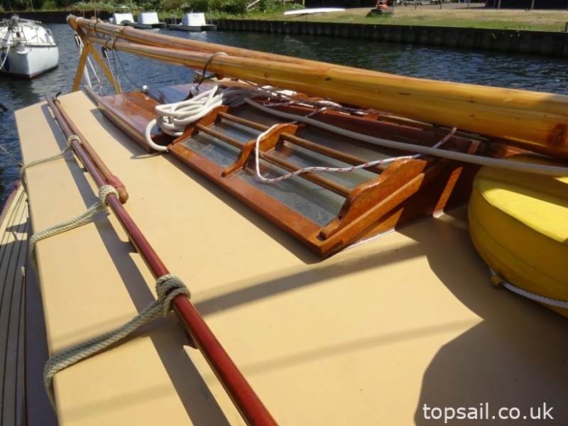 1995 Easticks 28 River Cruiser