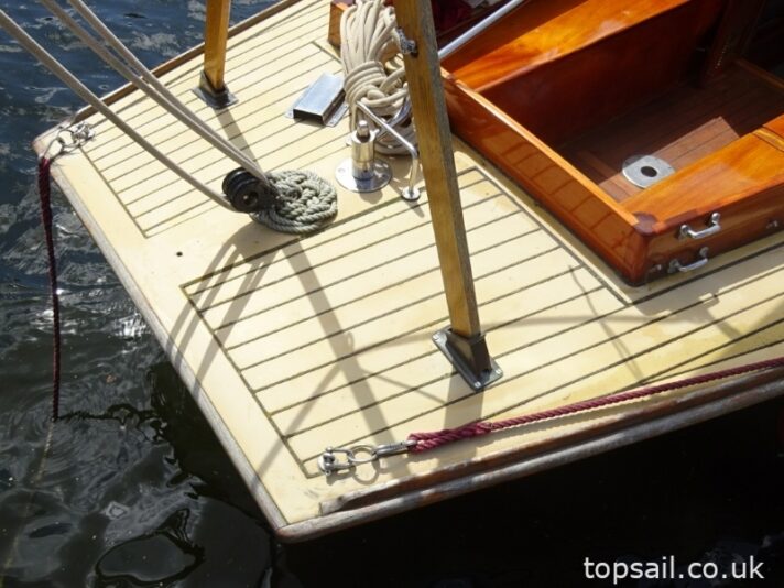 1995 Easticks 28 River Cruiser