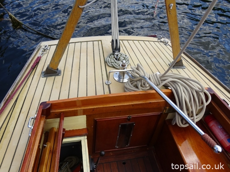 1995 Easticks 28 River Cruiser