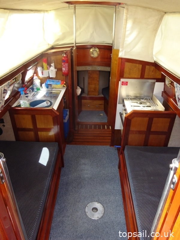 1995 Easticks 28 River Cruiser