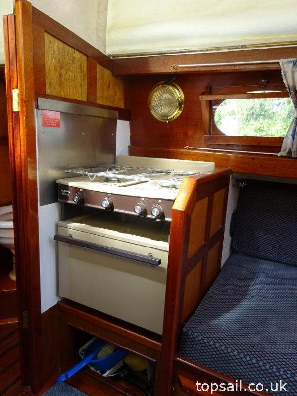 1995 Easticks 28 River Cruiser