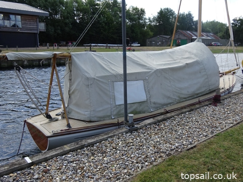 1995 Easticks 28 River Cruiser