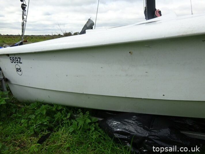 2016 RS Quest Sailing Dinghy & Launching Trolley