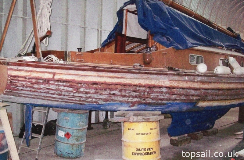 1930 Powles 32 River Cruiser Class