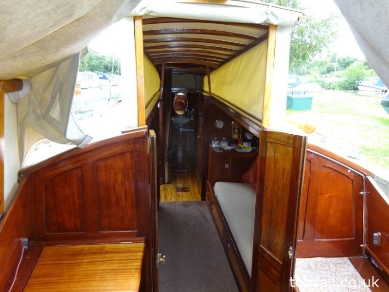 1930 Powles 32 River Cruiser Class