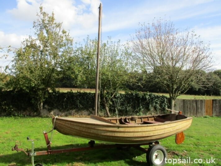 1930 Sailing Scow/Lug Sail Dinghy & Trailer