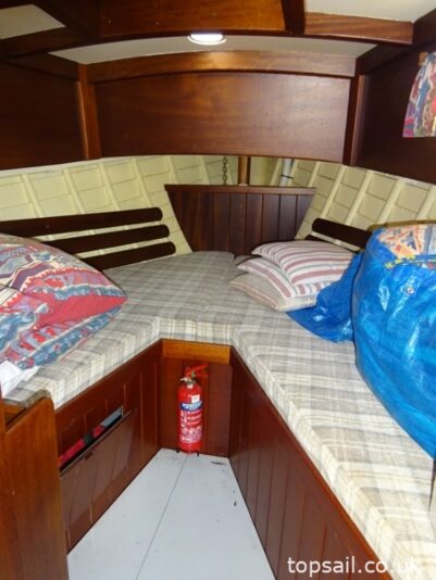 1990 Finesse 24 Motor Cruiser