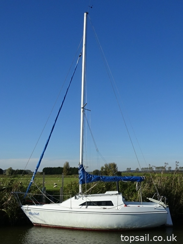 1990 Hunter Horizon 23