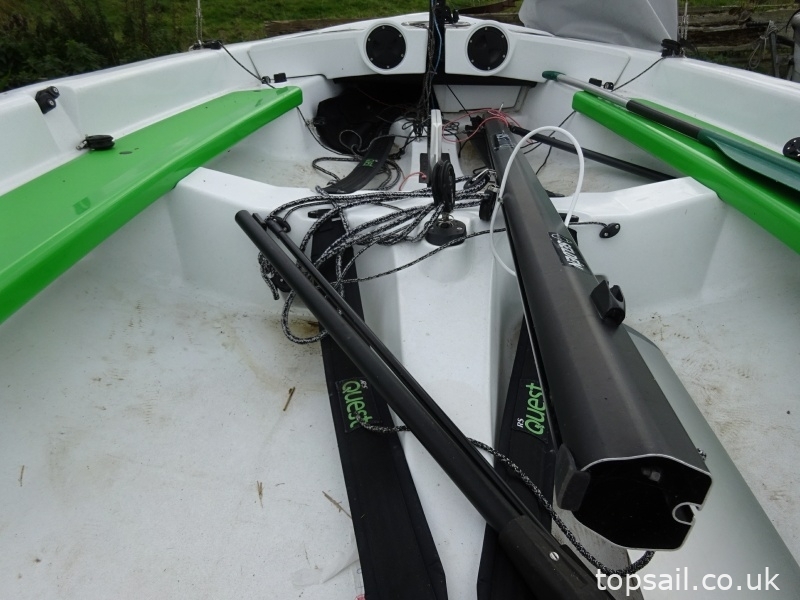 2016 RS Quest Sailing Dinghy & Launching Trolley