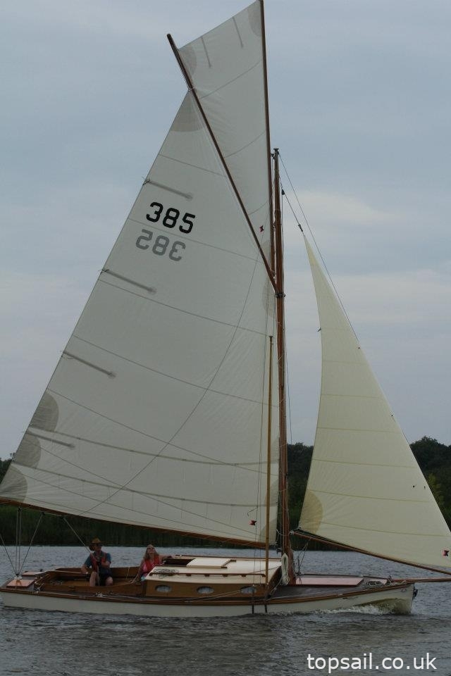 2004 Unique River Cruiser Class Sailing Cruiser